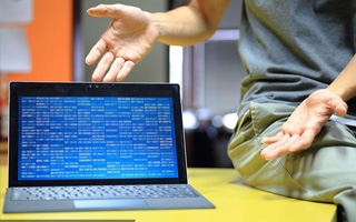 吕梁 mongo排序sort,php如何按顺序排列数组？